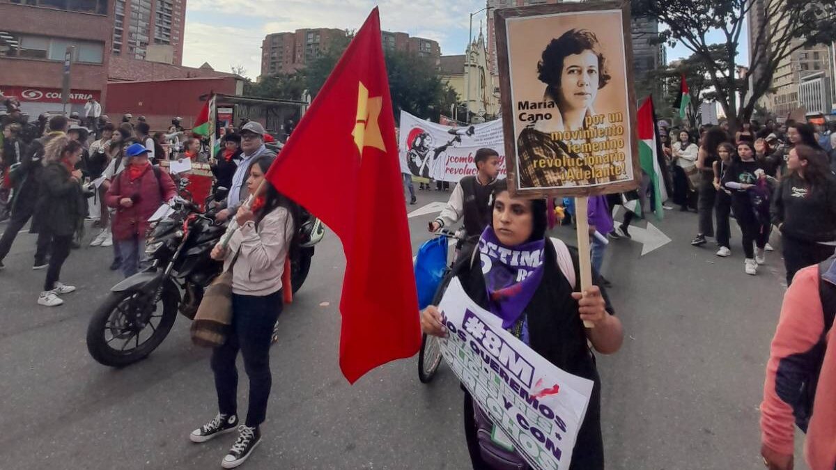 Por los derechos de las mujeres ¡Construyamos el Movimiento Femenino Revolucionario! 1