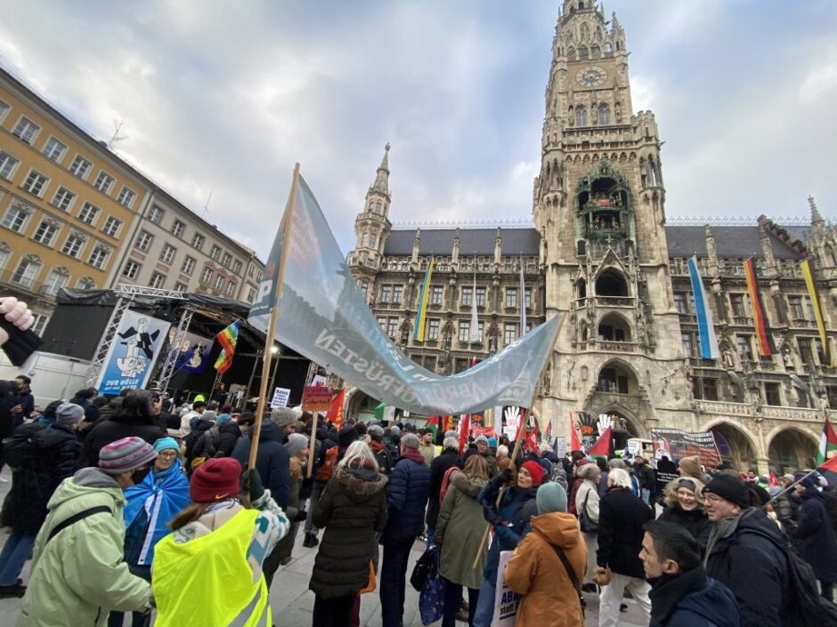 En imágenes: Demostración contra la Cumbre de Seguridad de la OTAN en Munich 11