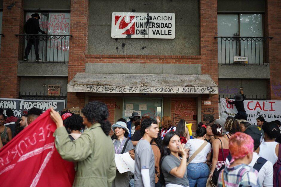 Informe de la Asamblea permanente en Univalle 2