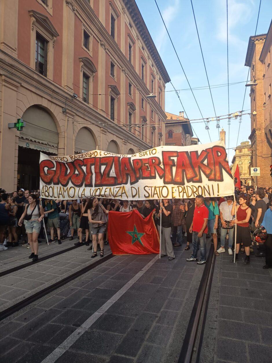 Bologna: con una multitudinaria y decidida manifestación, exige justicia para Abderrahim Fakir 12