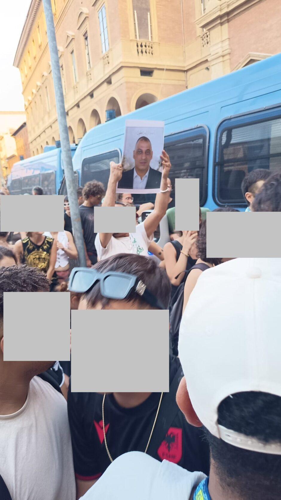 Bologna: con una multitudinaria y decidida manifestación, exige justicia para Abderrahim Fakir 6