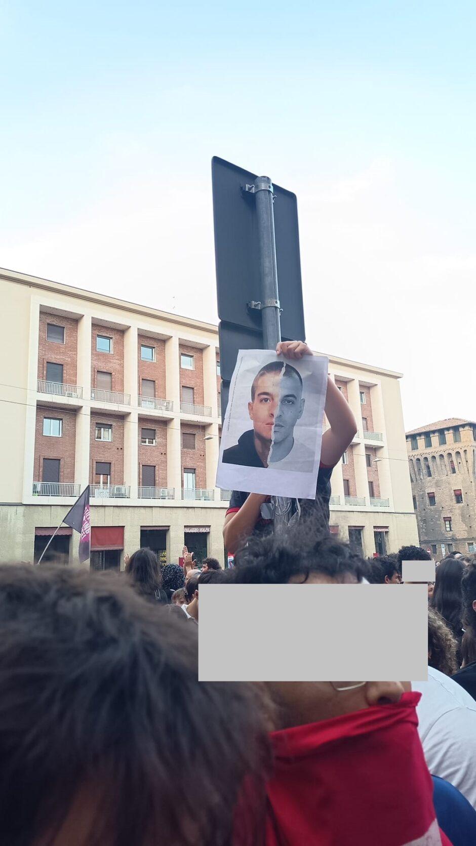Bologna: con una multitudinaria y decidida manifestación, exige justicia para Abderrahim Fakir 7