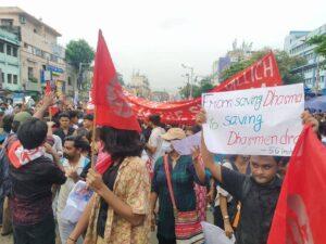 India: Los estudiantes se rebelan contra el sistema educativo corrupto y el gobierno fascista hindutva de Modi 7