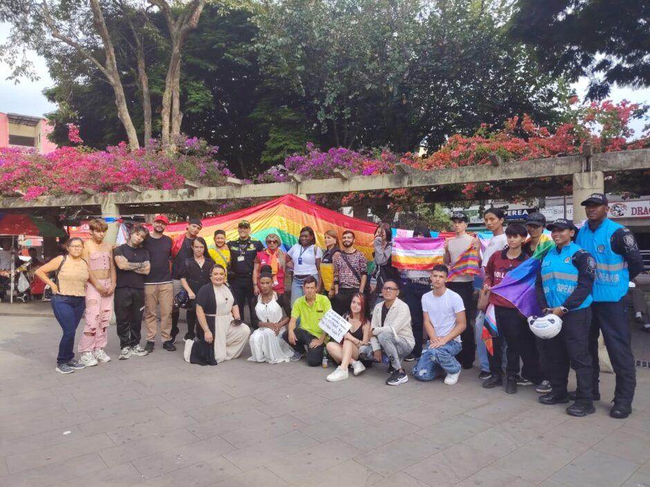 ¡Ante la ola reaccionaria Anti-LGBTIQA+ la población levanta la voz! 2